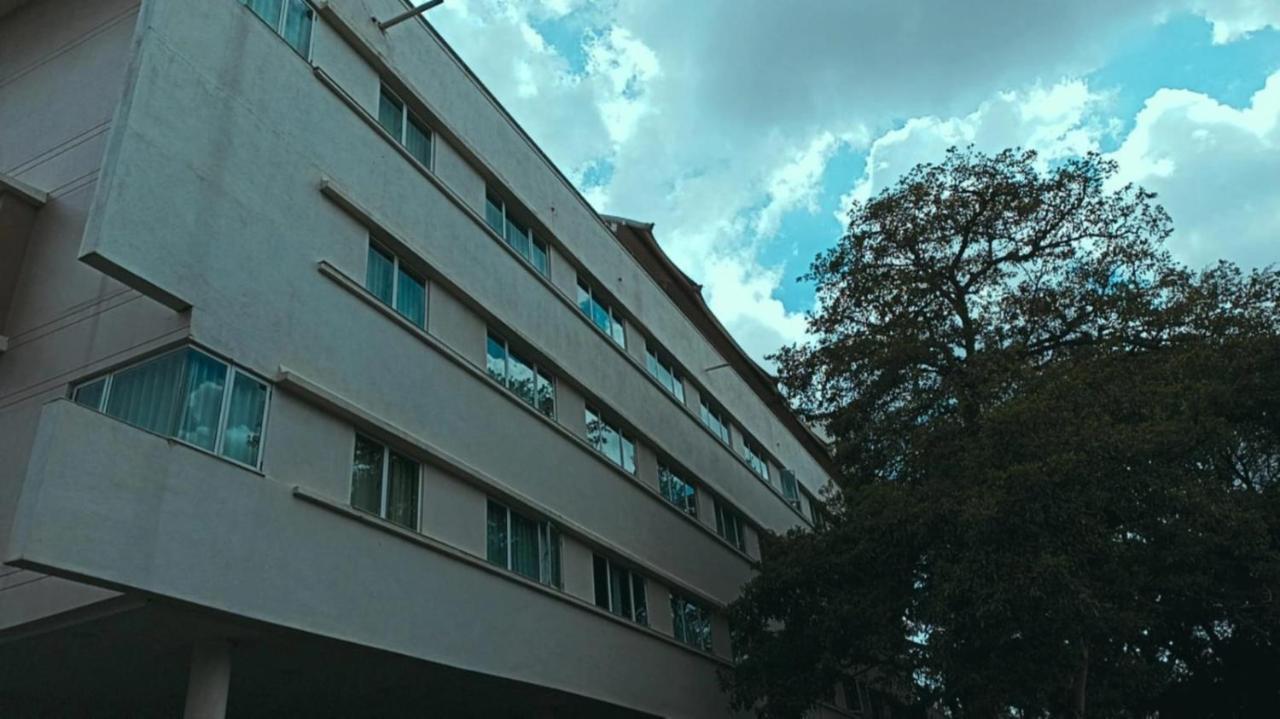 Palguni Residency Hotel Hassan Eksteriør billede
