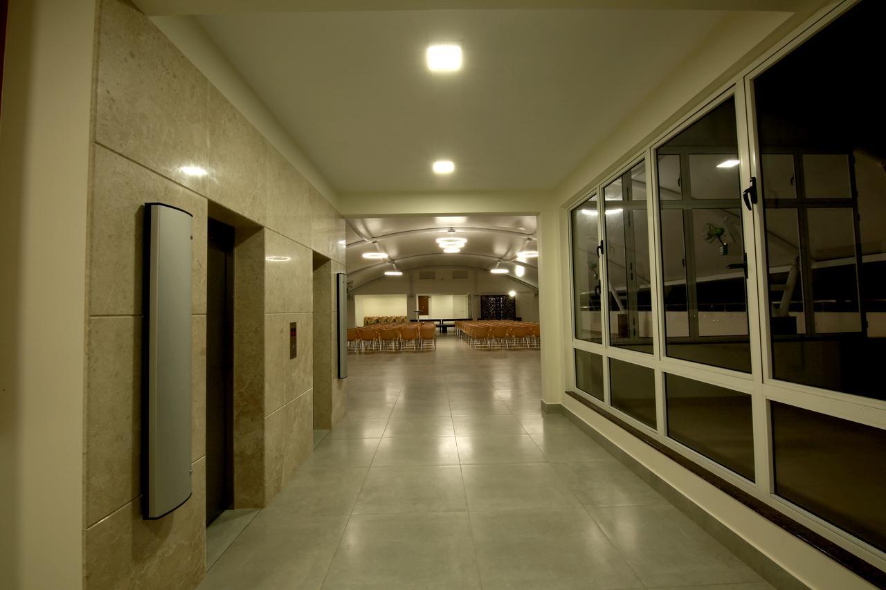 Palguni Residency Hotel Hassan Eksteriør billede