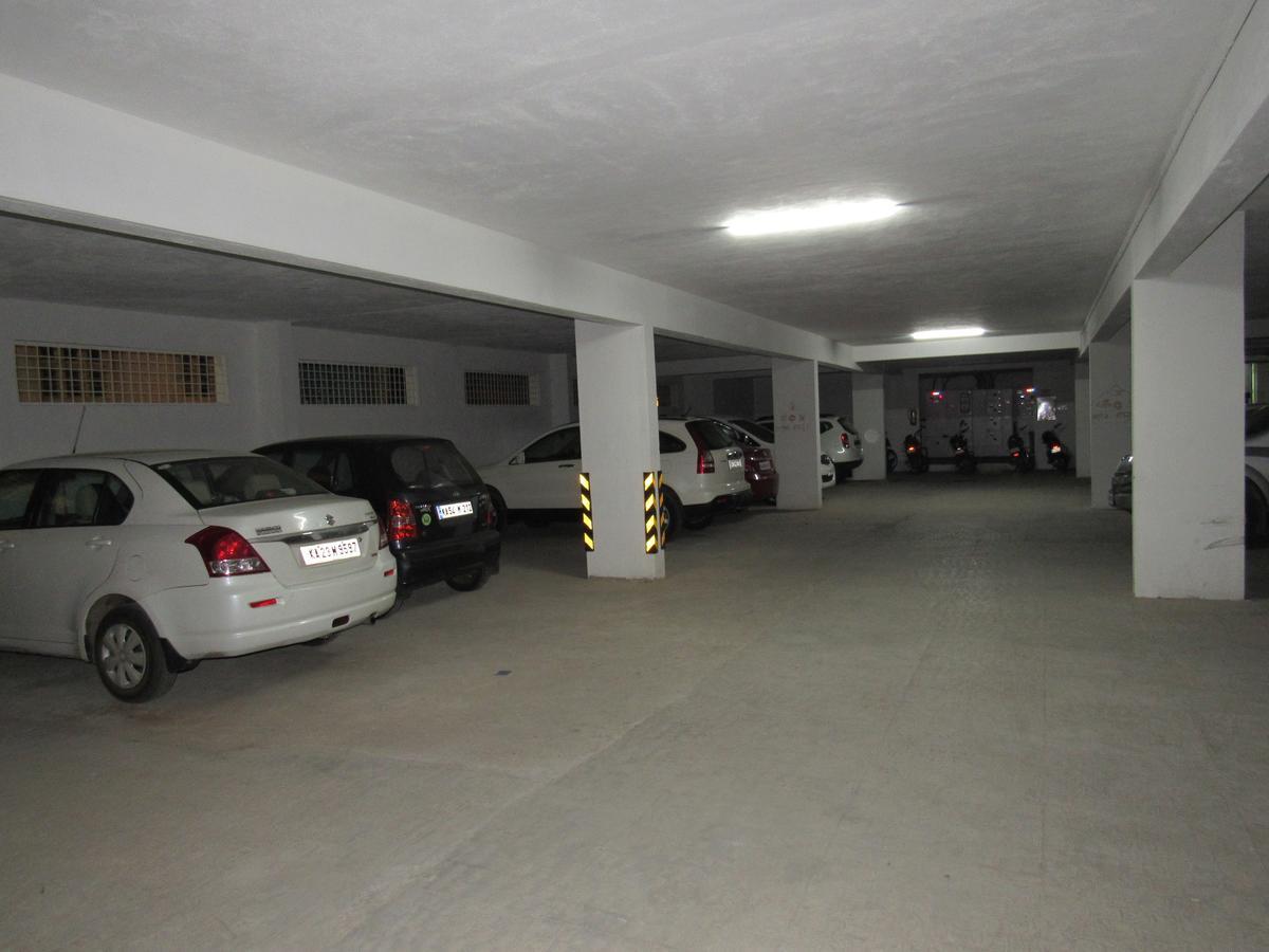 Palguni Residency Hotel Hassan Eksteriør billede